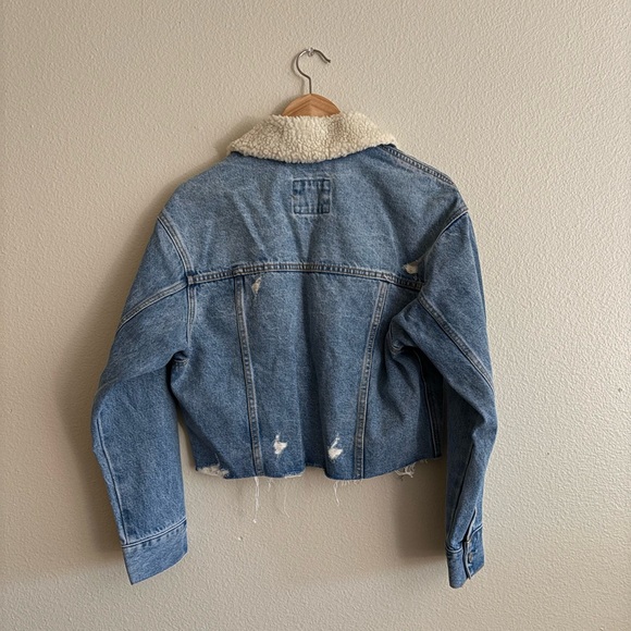 Abercrombie & Fitch Blue Denim Jacket with Cream Sherpa Collar - Picture 2 of 3